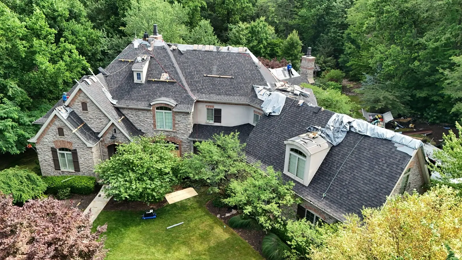 Roofing Company in Mountain Brook, AL | Valor Roofing